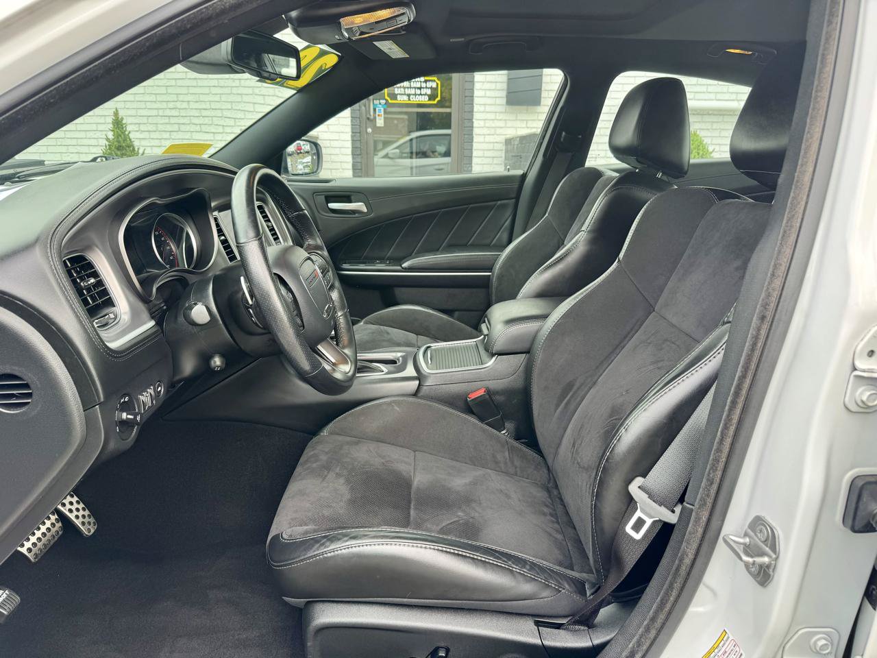 Used 2020 Dodge Charger R/T w/ Plus Group RWD image 12