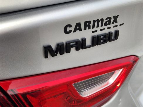 Used 2020 Chevrolet Malibu RS w/ LPO, Convenience Package 1 image 9