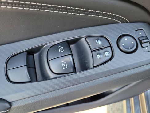 Used 2019 Nissan Altima 2.5 SV image 16