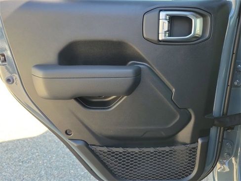 New 2026 Jeep Gladiator Sport image 12