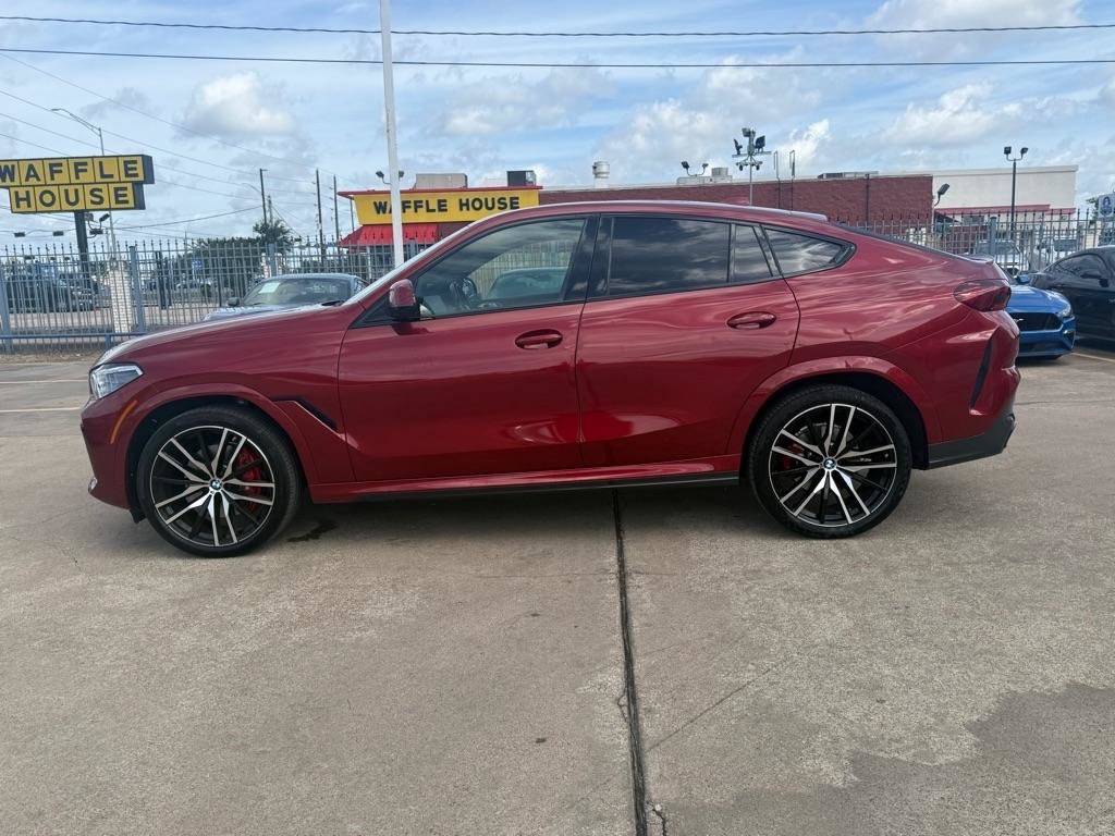Used 2022 BMW X6 xDrive40i w/ Executive Package AWD/4WD image 4