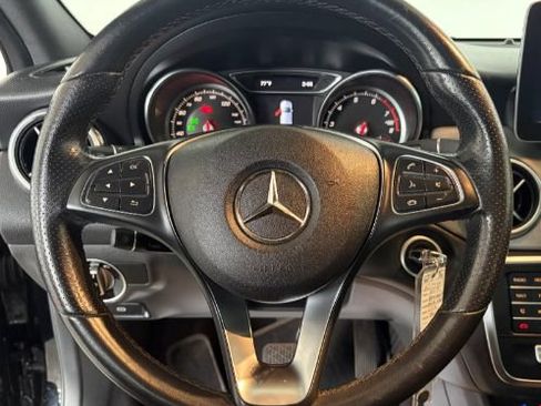 Used 2019 Mercedes-Benz GLA 250 image 15