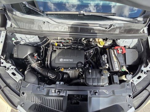 Used 2014 Buick Encore FWD image 12