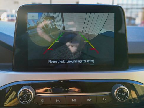 Used 2020 Ford Escape SE Sport image 35