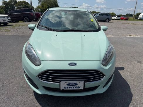 Used 2017 Ford Fiesta SE FWD image 23