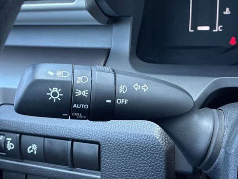 Used 2024 Toyota Tacoma SR5 image 27