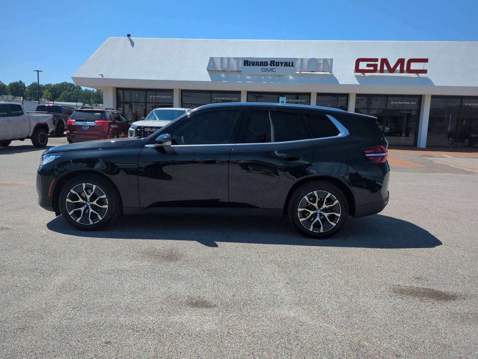 Used 2026 BMW X3 xDrive30i AWD/4WD image 2