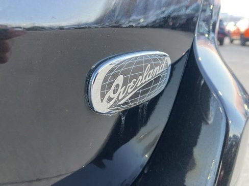 Used 2015 Jeep Grand Cherokee Overland w/ Advanced Technology Group image 9