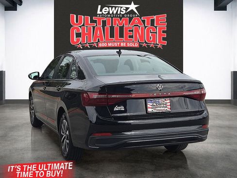 Used 2025 Volkswagen Jetta S image 3