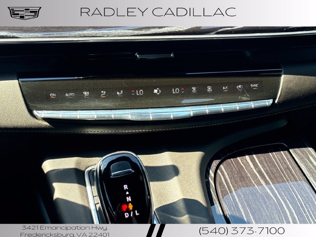 Used 2022 Cadillac Escalade ESV Sport AWD/4WD image 10
