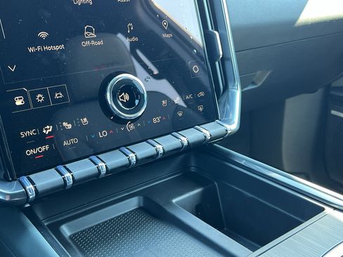 New 2026 GMC Acadia AT4 image 32