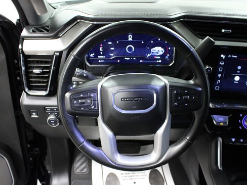 Used 2024 GMC Sierra 3500 Denali w/ Denali Reserve Package image 17