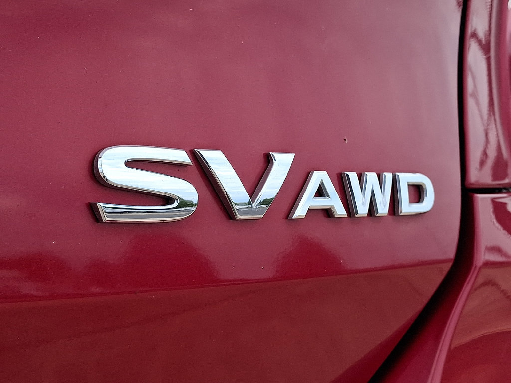 Used 2017 Nissan Rogue SV AWD/4WD image 30