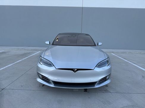 Used 2016 Tesla Model S P90D AWD/4WD image 2