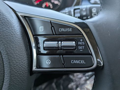 Certified 2023 Kia Seltos S image 31