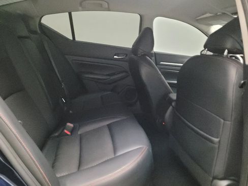 Used 2023 Nissan Altima 2.5 SR FWD image 19
