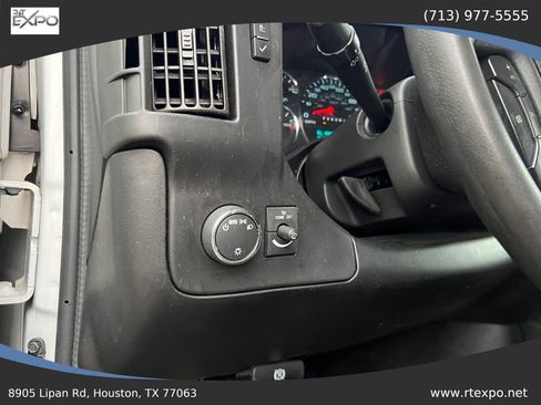 Used 2021 Chevrolet Express 2500 w/ Driver Convenience Package image 27