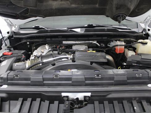 Used 2021 Chevrolet Silverado 2500 LT w/ Fleet Comfort Package image 10