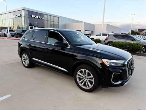 Used 2025 Audi Q7 3.0T Premium Plus AWD/4WD image 16