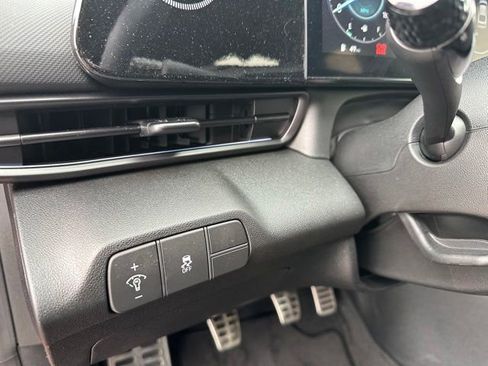 Used 2025 Hyundai Elantra N FWD image 19