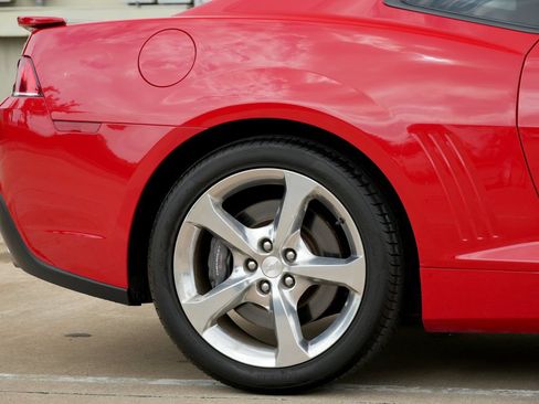 Used 2015 Chevrolet Camaro SS w/ RS Package RWD image 27