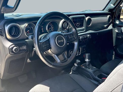 Used 2021 Jeep Wrangler Sport AWD/4WD image 16