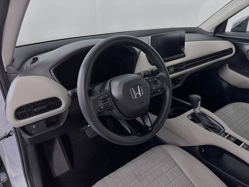 Certified 2023 Honda HR-V LX image 9