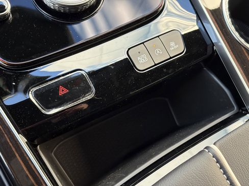 New 2026 Cadillac Escalade Luxury image 32