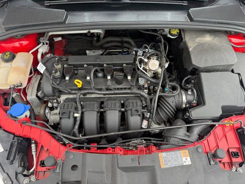 Used 2016 Ford Focus SE FWD image 16