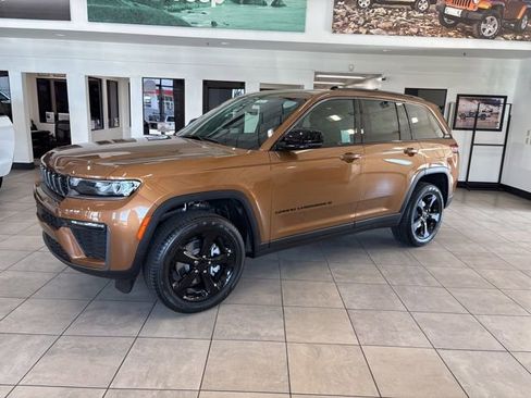 New 2026 Jeep Grand Cherokee Limited AWD/4WD image 1
