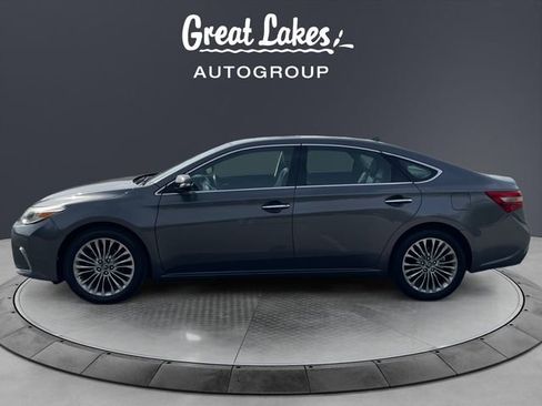 Used 2018 Toyota Avalon Limited w/ All Weather Liner Package FWD image 2
