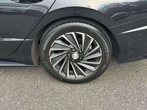 Used 2022 Hyundai Sonata Limited w/ Cargo Package FWD image 11