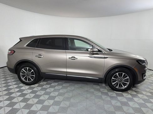 Used 2020 Lincoln Nautilus Reserve image 4