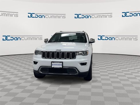 Used 2019 Jeep Grand Cherokee Limited image 3