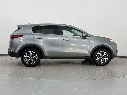 Used 2020 Kia Sportage LX AWD/4WD image 8