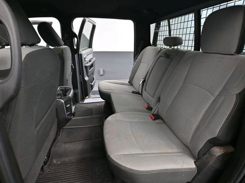 Used 2021 RAM 3500 Big Horn w/ Level B Equipment Group AWD/4WD image 33
