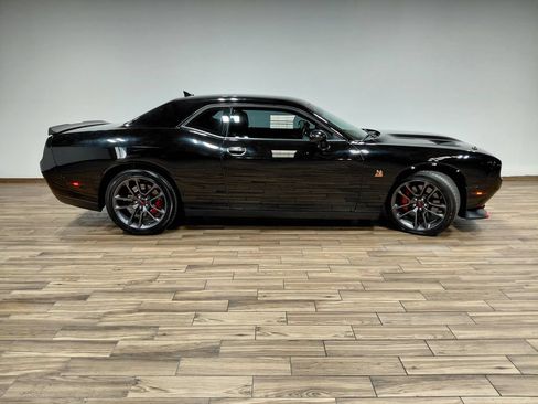Certified 2023 Dodge Challenger R/T Scat Pack RWD image 28