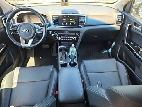 Used 2021 Kia Sportage EX AWD/4WD image 7