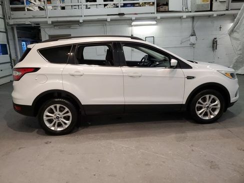 Used 2018 Ford Escape SE AWD/4WD image 8