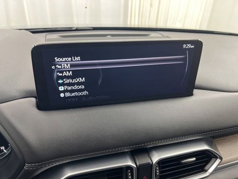 Used 2021 MAZDA CX-5 Signature image 17