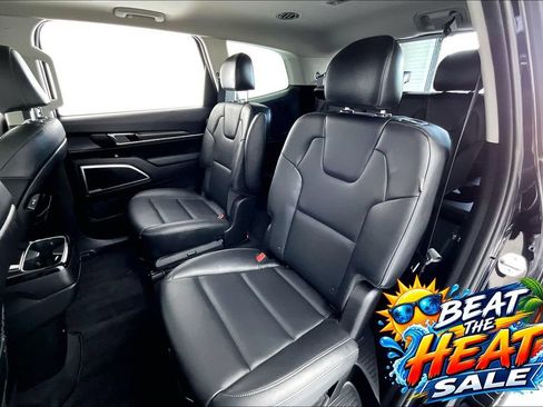 Used 2024 Kia Telluride S w/ S Sunroof Package FWD image 32