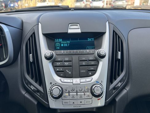 Used 2013 Chevrolet Equinox LS image 25