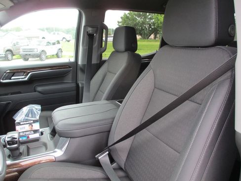 New 2026 GMC Sierra 1500 Elevation AWD/4WD image 11