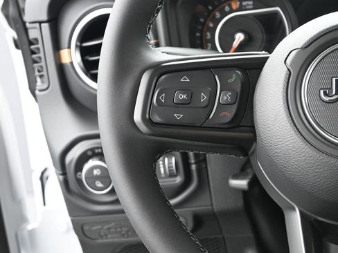 New 2026 Jeep Gladiator Sport AWD/4WD image 30