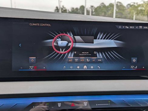 Used 2025 BMW X3 xDrive30i image 15