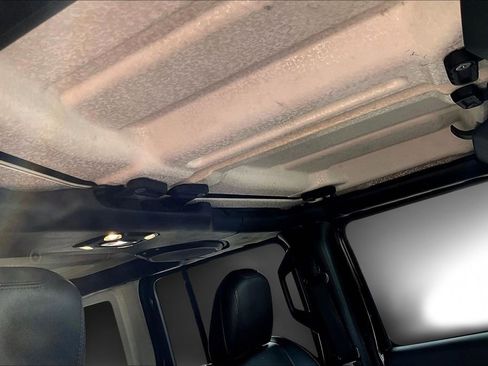 Used 2019 Jeep Wrangler Unlimited Rubicon AWD/4WD image 28