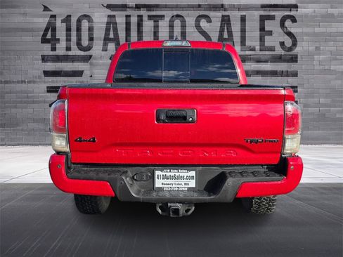 Used 2017 Toyota Tacoma TRD Pro AWD/4WD image 4