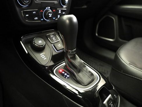 Used 2021 Jeep Compass Latitude image 24