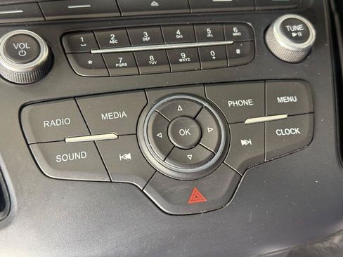 Used 2015 Ford Focus SE w/ SE Sport Package FWD image 35