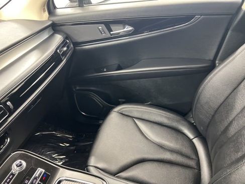 Certified 2023 Lincoln Nautilus AWD w/ Premium Package image 20